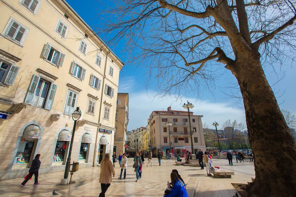 Hostel Kosy Rijeka Buitenkant foto